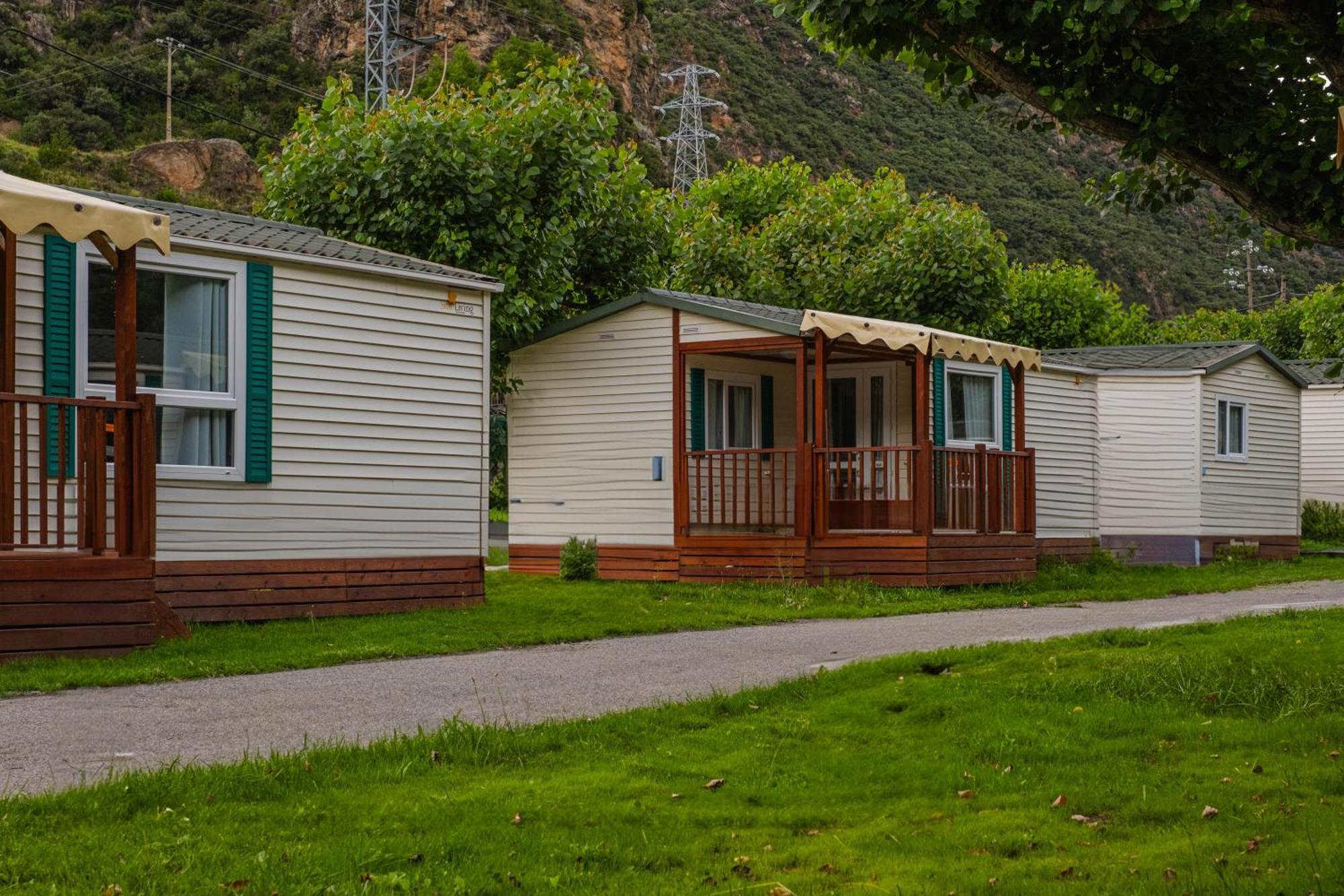Frontera Bungalow Park Farga de Moles Exterior photo