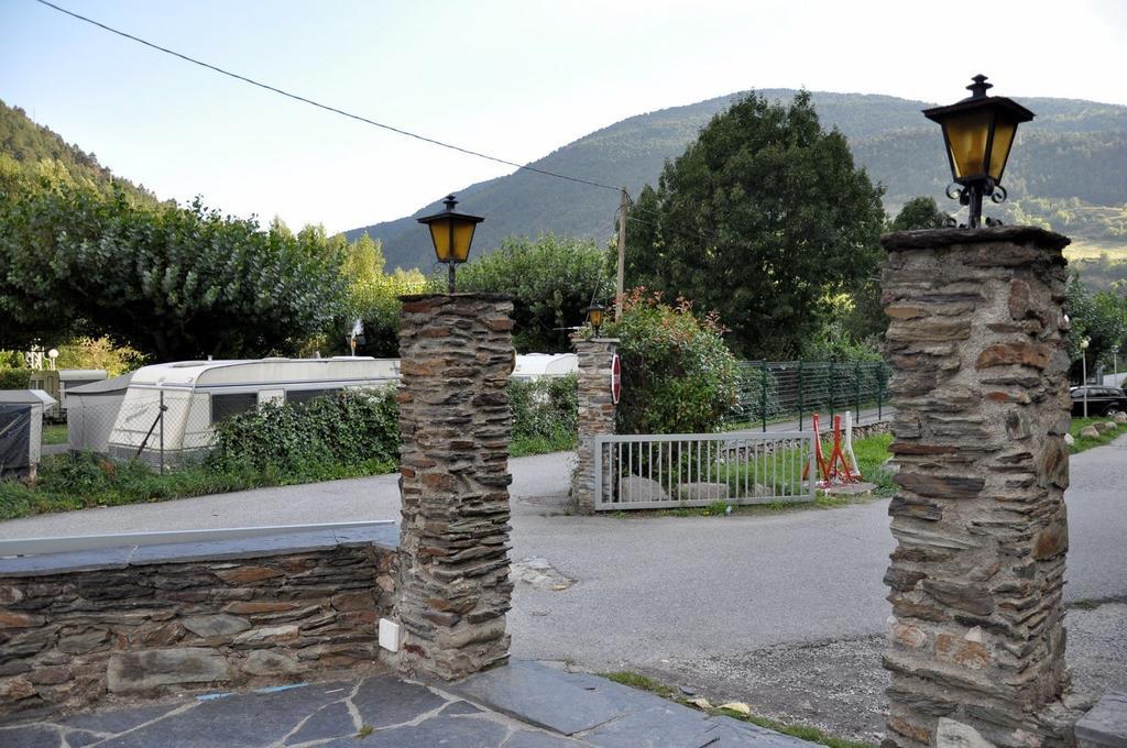 Frontera Bungalow Park Farga de Moles Exterior photo